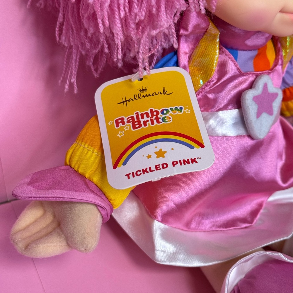 16" Hallmark Tickled Pink Rainbow Brite Retro style Doll Soft Plush 2017 NEW - Picture 7 of 11